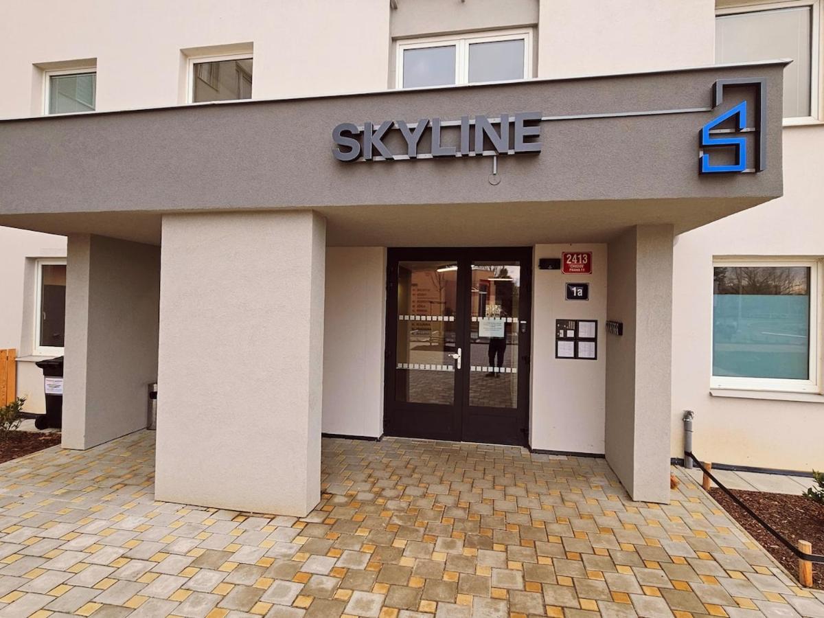 Apartmán Live-inn Cozy For 1-4 Guests, 20 Mins To Center, Lift, Gym, Reception, Parking, Roof Terrace, Game & Party Praha