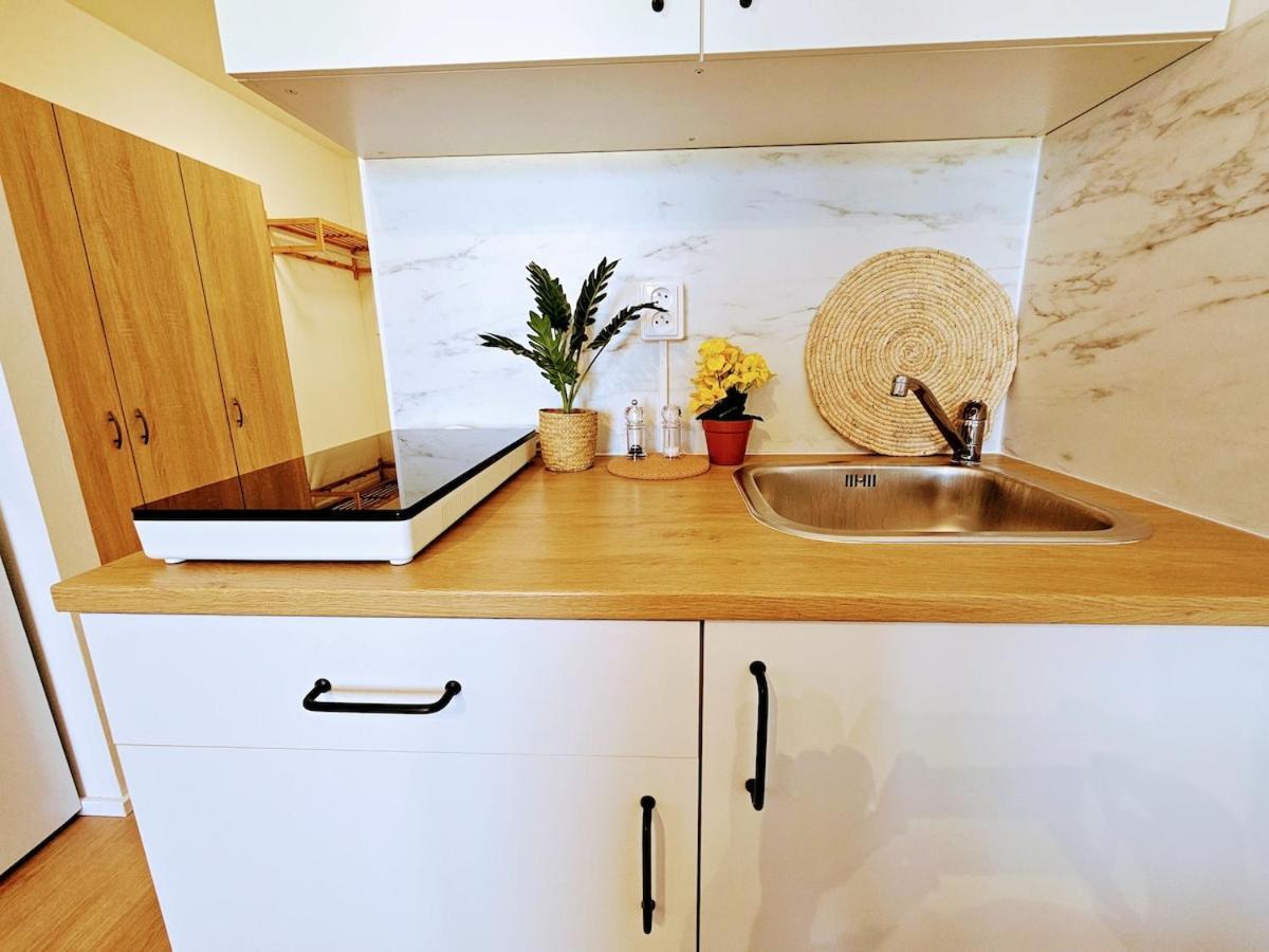 Live-inn Cozy For 1-4 Guests, 20 Mins To Center, Lift, Gym, Reception, Parking, Roof Terrace, Game & Party Apartmán