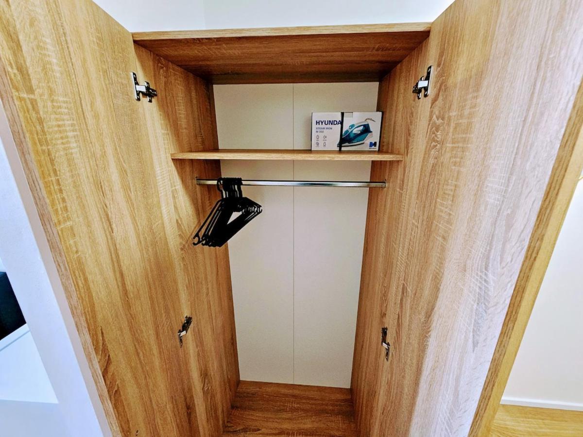 Apartmán Live-inn Cozy For 1-4 Guests, 20 Mins To Center, Lift, Gym, Reception, Parking, Roof Terrace, Game & Party *
